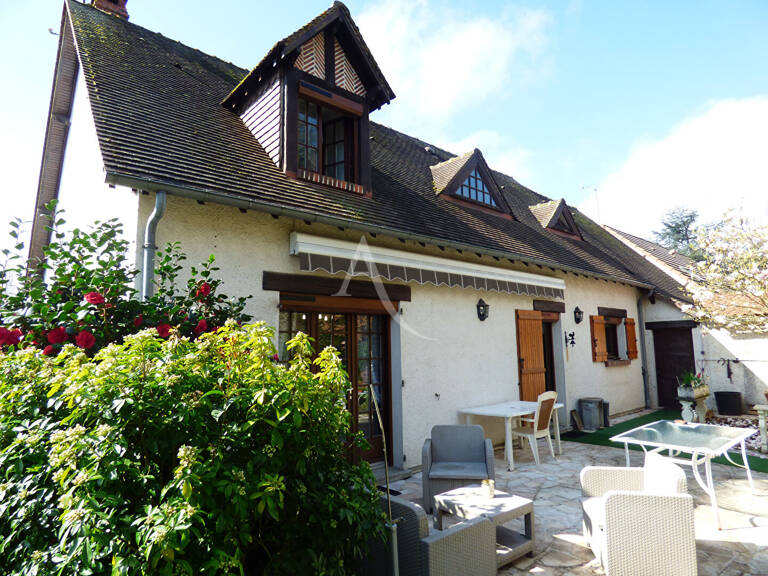 Maison Sandillon 5 pièce(s) 133 m2 — photo 1