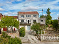 Grande maison de ville de 291 m² avec jardin et terrasse panoramique — photo 3
