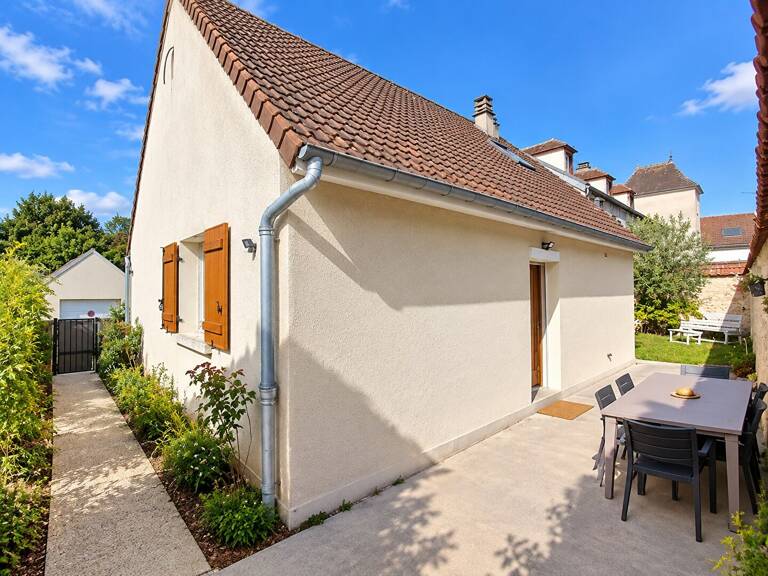 Maison traditionnelle 5 pièces à vendre à Chaumontel - 289 000  — photo 1