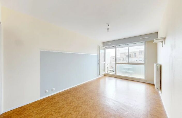 Appartement T1 lumineux avec Balcon et Vue Dégagée – Proche gare — photo 3