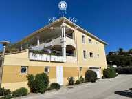 APPARTEMENT 4 PIÈCES LE LAVANDOU CENTRE — photo 2
