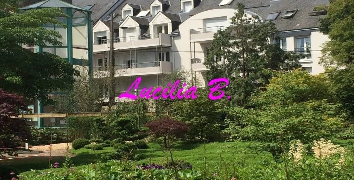 LA RICHE : Jardin Botanique/Faculté de Médecine - Grand studio a — photo 1