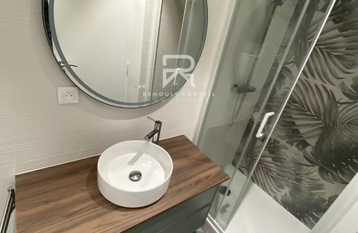 T2 24 m2 vendu loué — photo 5