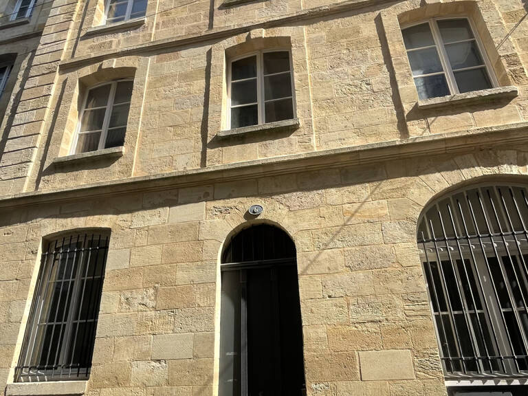 STUDIO BORDEAUX CENTRE — photo 1