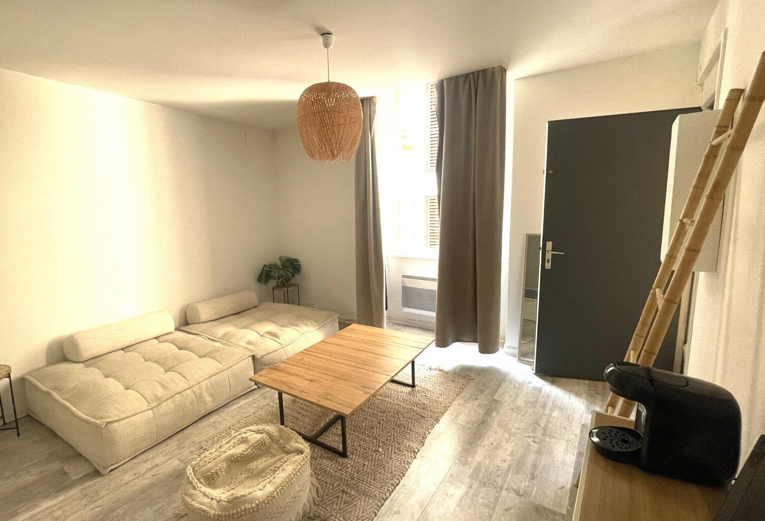 STUDIO BORDEAUX CENTRE — photo 1