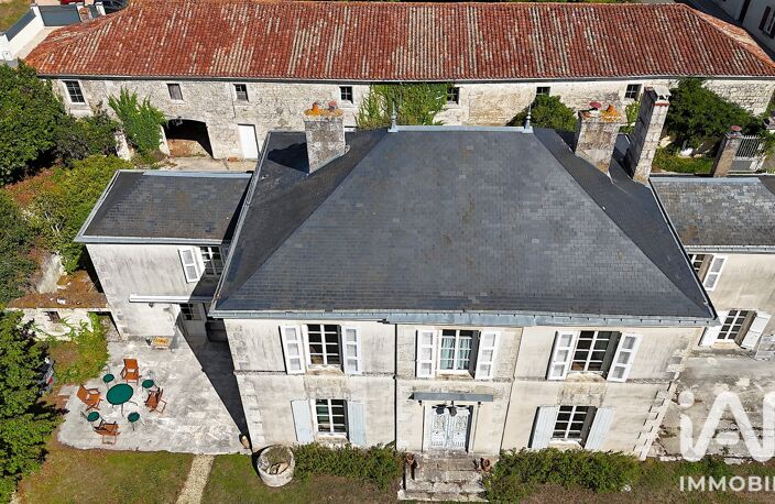 Vente Demeure 9 pièces — photo 2