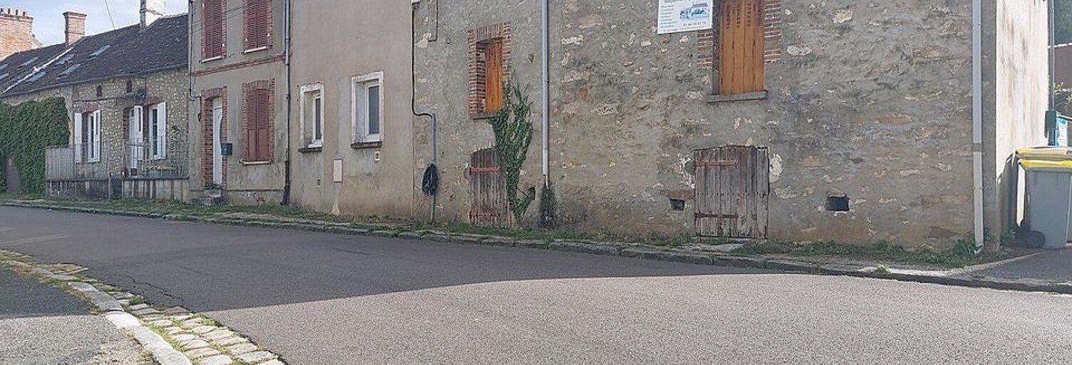 Maison 12 Pièces 200 m² à vendre à Nanteau-sur-Lunain (77710)