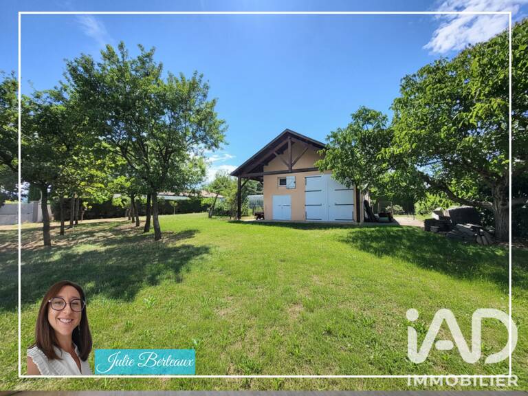 Vente Terrain à bâtir 1 800 m&sup2; — photo 1