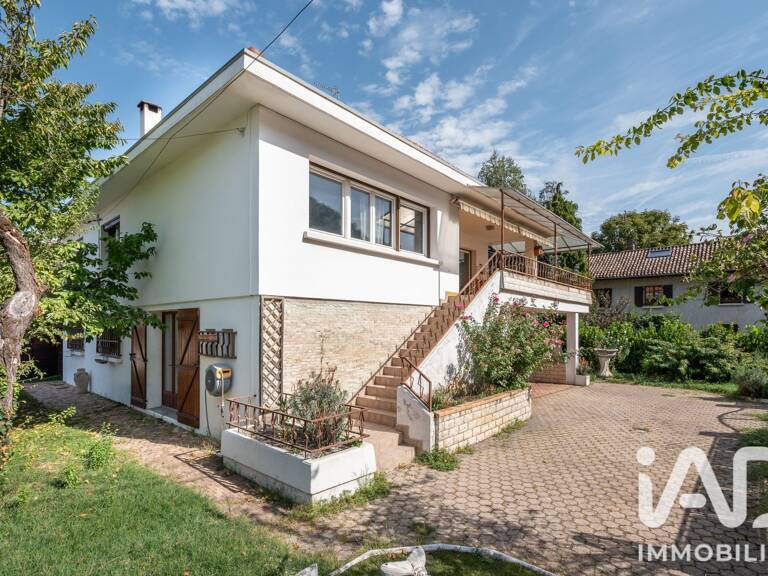 Vente Maison/villa 7 pièces — photo 1