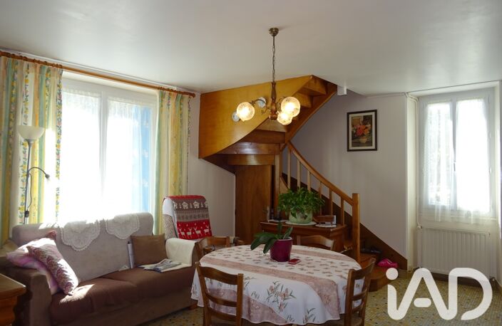 Vente Maison/villa 4 pièces — photo 3