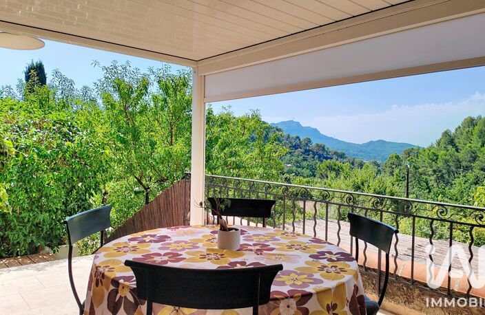 Vente Maison/villa 7 pièces — photo 2
