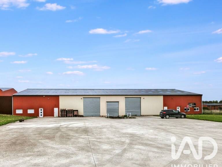 Vente Boutique/Local commercial 1 130 m&sup2; — photo 1