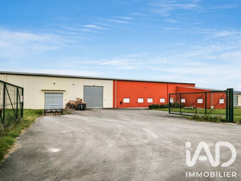 Vente Boutique/Local commercial 2 645 m&sup2; — photo 1