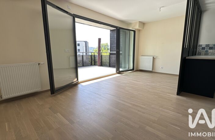 Vente Appartement 5 pièces — photo 2
