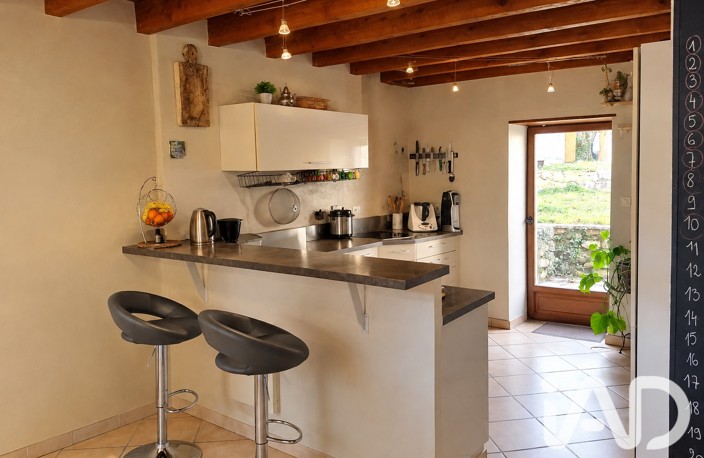 Vente Maison/villa 6 pièces — photo 3