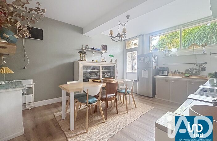 Vente Maison/villa 10 pièces — photo 2