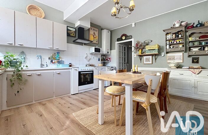 Vente Maison/villa 10 pièces — photo 3