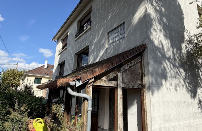 Vente Maison/villa 15 pièces — photo 2