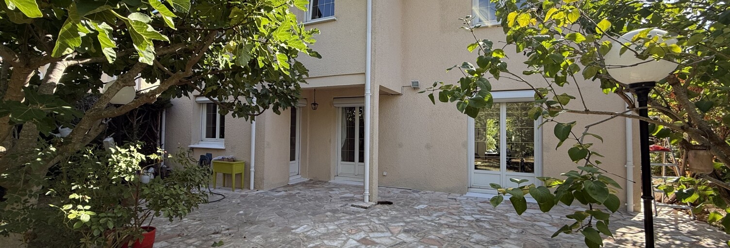 Maison 6 Pièces 153 m² à vendre à Santeny (94440)