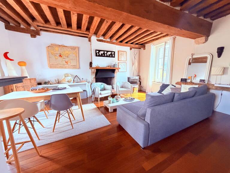 Chaleureux duplex en plein coeur de ville — photo 1