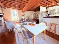 Chaleureux duplex en plein coeur de ville — photo 3