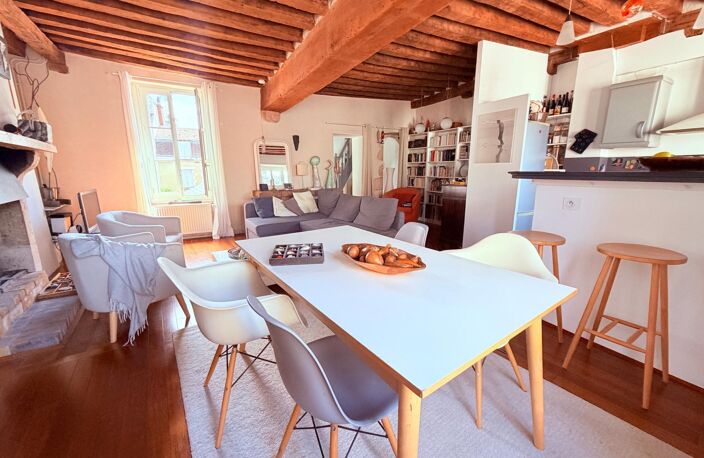 Chaleureux duplex en plein coeur de ville — photo 3
