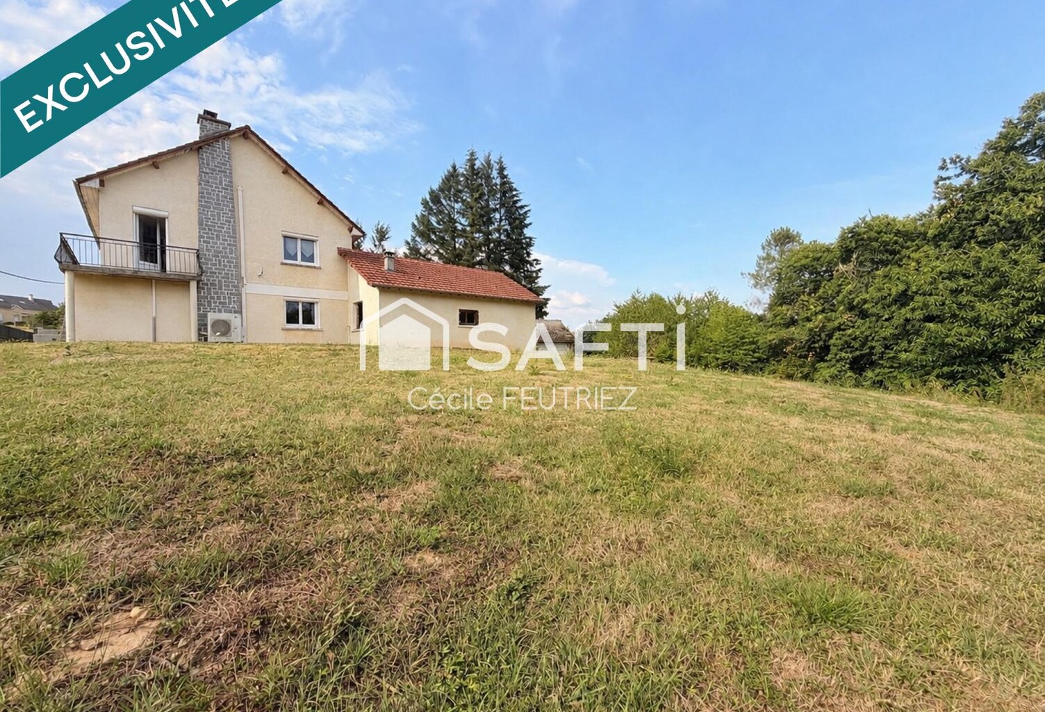Maison dans un environnement calme — photo 1