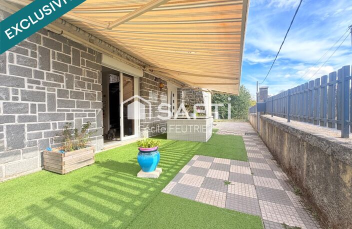 Maison dans un environnement calme — photo 2