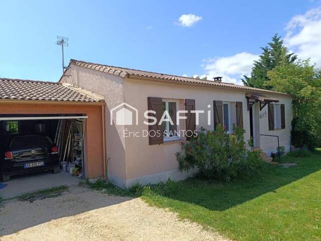 Maison plein pied ,terrain arboré,garage ,parking — photo du bien