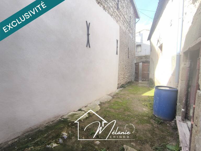 Maison de village à rénover avec grange garage avec cour — photo 1