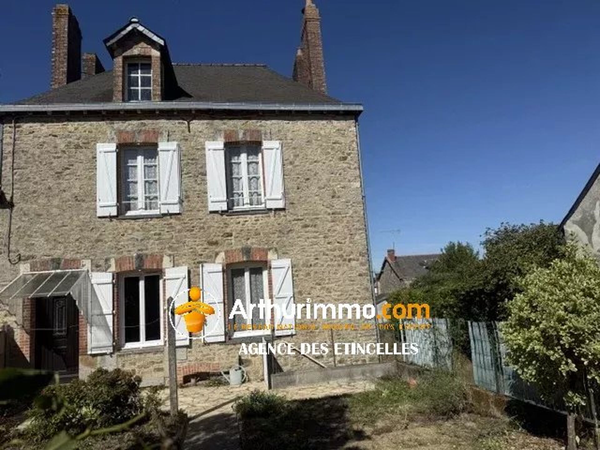 Maison 5 pièces 110 m² · à Martigné-Ferchaud · 110 m² · 136 860 €