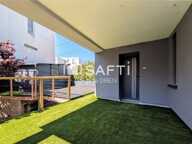 maison familiale , comprenant 7 pièces ave cuisine un salon séjour climatisé ,5 chambres dont une suite parentale avec 1 salle d'eau et une salle de bain ,un jardin avec une terrasse et une piscine — photo 2