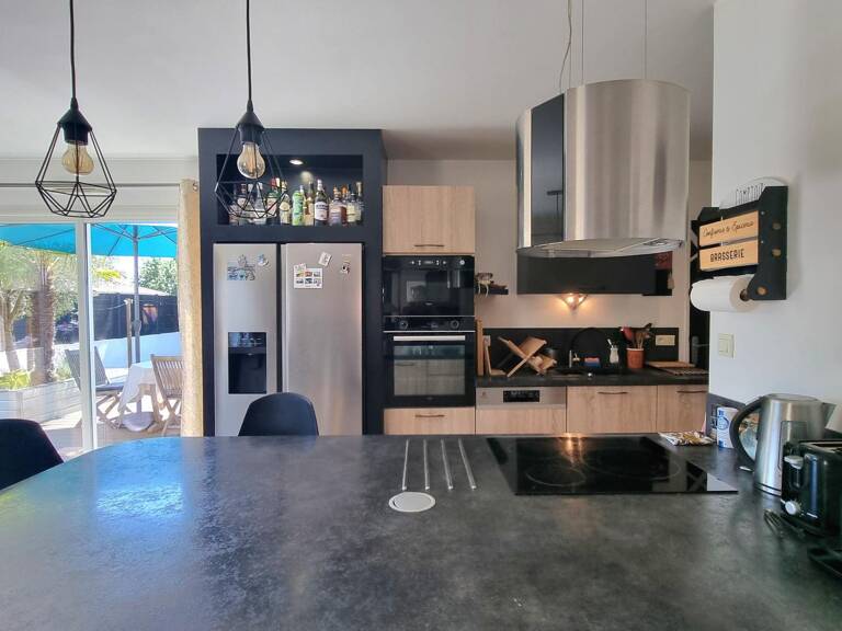 Maison 136 M² de plain-pied 3 chambres en impasse — photo 1