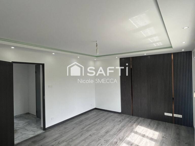 Appartement 5 pièces,3 chambres,entièrement rénové — photo 1