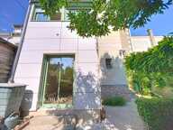Maison de Ville en pierre et doubles garage. — photo 2