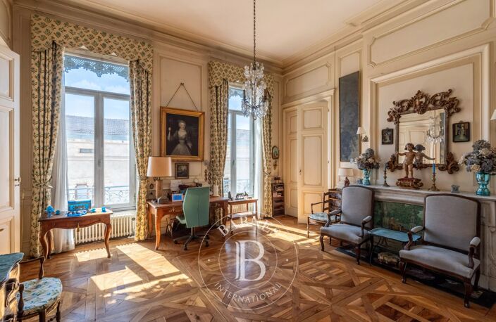 Exclusivité - Lyon 2 -Ainay - Appartement de réception de 354m² - 6 chambres — photo 4