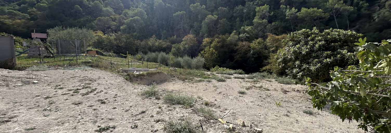 Terrain  1800 m² à vendre à Drap (06340)