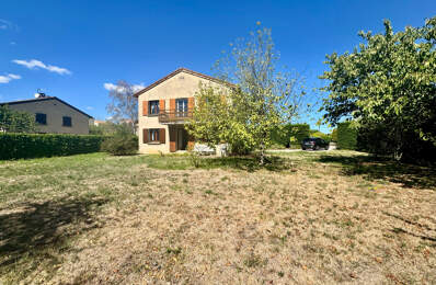 Maison 5 pièces de 115m2 avec terrain de 939m2 — photo du bien