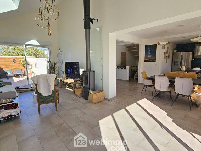 Maison - 117m² - Milly-la-Forêt — photo 1