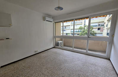 Studio avec balcon dans Résidence fermée — photo du bien