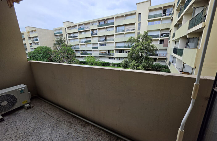 Studio avec balcon dans Résidence fermée — photo 2