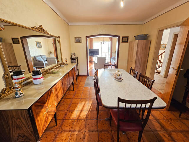 Maison de Village 7 pièces 145m2 — photo du bien