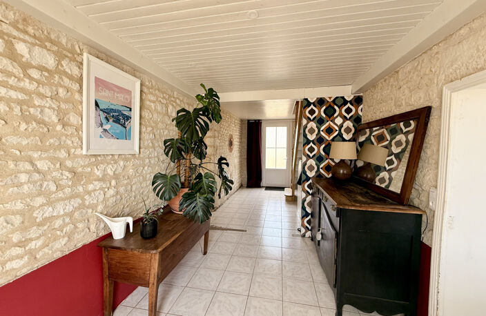 Maison familiale de 200 m2 sur plus de 3 000 m2 de terrain à — photo 2
