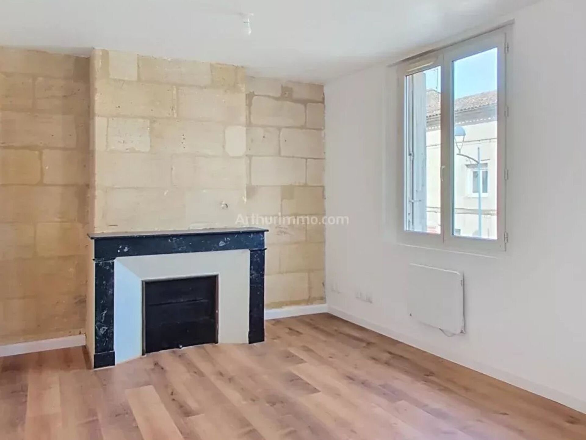 Appartement 1 pièce 30 m² · à Saint-Médard-de-Guizières · 30 m² · 420 €/mois