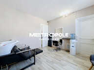 Locaux commerciaux - 140 m2 - Belleville-en-Beaujolais — photo 4