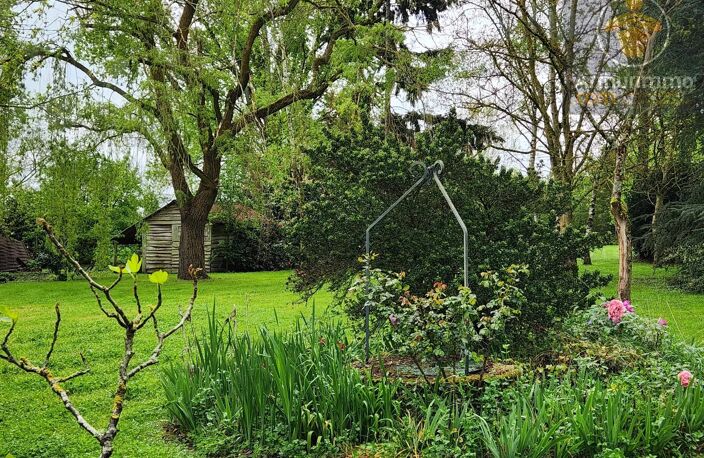 Charmante Maison à réinventer à Beaugency avec Jardin Spacieux — photo 2