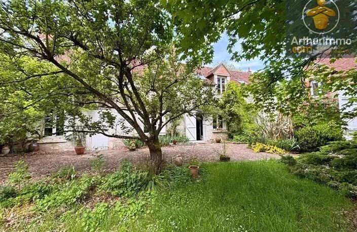Charmante Maison à réinventer à Beaugency avec Jardin Spacieux — photo 4