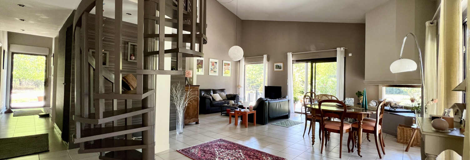 Maison 5 Pièces 163 m² à vendre à Viterbe (81220)