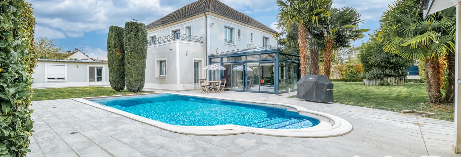 Maison 8 Pièces 350 m² à vendre à Meaux (77100)