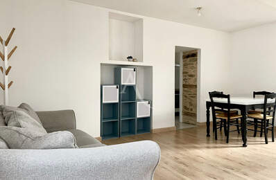 A LOUER à CHATELAIN - Belle Petite Maison T2 - 48 m2 — photo du bien